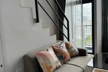 1 Bedroom Condo for rent in Huai Khwang, Bangkok near MRT Phra Ram 9