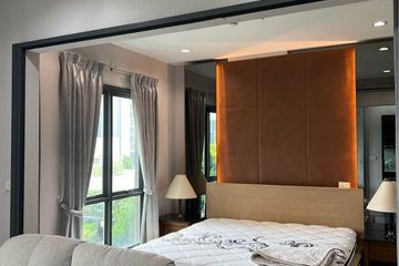 Condo for rent in Bang Lamphu Lang, Bangkok near BTS Wongwian Yai