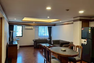 2 Bedroom Condo for rent in United Tower, Khlong Tan Nuea, Bangkok near BTS Thong Lo