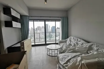 2 Bedroom Condo for rent in Khlong Toei Nuea, Bangkok near MRT Phetchaburi
