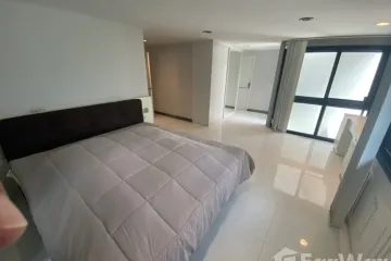 3 Bedroom Condo for rent in La Maison Ruamrudee, Lumpini, Bangkok near BTS Ploen Chit