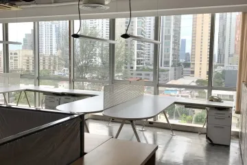Office for rent in Khlong Tan, Bangkok near BTS Phrom Phong