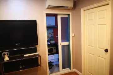 1 Bedroom Condo for rent in Chong Nonsi, Bangkok