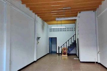 3 Bedroom Townhouse for rent in Din Daeng, Bangkok near MRT Phra Ram 9