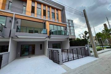 3 Bedroom Townhouse for rent in Prawet, Bangkok near Airport Rail Link Ban Thap Chang