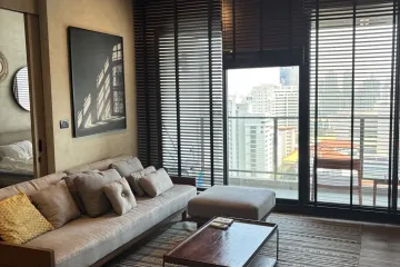 2 Bedroom Condo for rent in Khlong Toei Nuea, Bangkok near MRT Phetchaburi