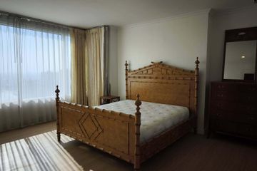 3 Bedroom Condo for rent in Bang Lamphu Lang, Bangkok