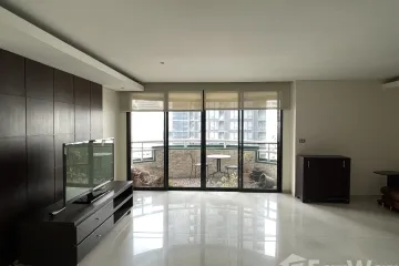 2 Bedroom Condo for rent in Khlong Toei Nuea, Bangkok near MRT Sukhumvit