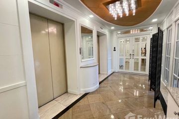 4 Bedroom Condo for rent in Khlong Tan Nuea, Bangkok