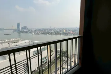 1 Bedroom Condo for rent in Bang Khlo, Bangkok