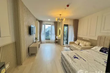 Condo for rent in Sam Sen Nai, Bangkok near MRT Rang Nam