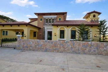3 Bedroom House for rent in 