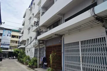 3 Bedroom Commercial for rent in Thung Wat Don, Bangkok near BTS Surasak