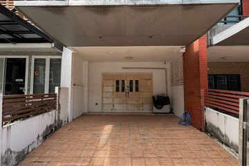 4 Bedroom Townhouse for rent in Bang Chak, Bangkok