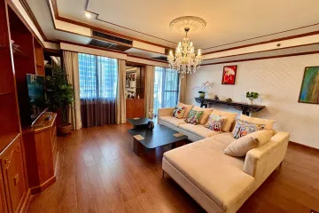 2 Bedroom Condo for rent in Khlong Toei Nuea, Bangkok near MRT Sukhumvit