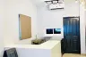 1 Bedroom Commercial for rent in Yan Nawa, Bangkok