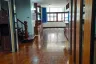 Commercial for rent in Si Phraya, Bangkok near MRT Sam Yan