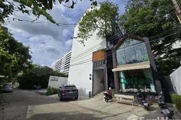 Office for rent in Chom Phon, Bangkok near MRT Lat Phrao