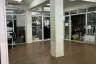 Commercial for rent in Thung Phaya Thai, Bangkok near MRT Yommarat