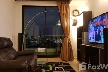 1 Bedroom Condo for rent in Bang Kho Laem, Bangkok