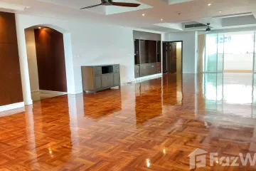4 Bedroom Condo for rent in Khlong Toei, Bangkok near BTS Phrom Phong