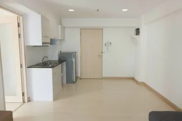 1 Bedroom Condo for rent in Bang Kapi, Bangkok near MRT Phetchaburi