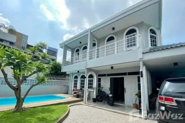 3 Bedroom House for rent in Khlong Toei, Bangkok