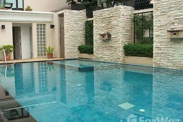 3 Bedroom Townhouse for rent in Khlong Tan Nuea, Bangkok