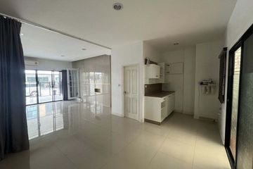 2 Bedroom Townhouse for rent in Min Buri, Bangkok