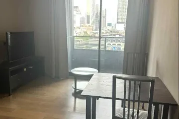 1 Bedroom Condo for rent in Suriyawong, Bangkok near BTS Chong Nonsi