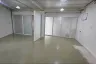 1 Bedroom Commercial for rent in Khlong Toei Nuea, Bangkok near BTS Asoke