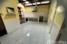 3 Bedroom Commercial for rent in Phaya Thai, Bangkok near BTS Saphan Kwai