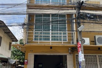 2 Bedroom Townhouse for rent in Bukkhalo, Bangkok near BTS Pho Nimit