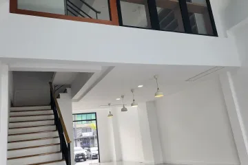 3 Bedroom Office for rent in Prawet, Bangkok