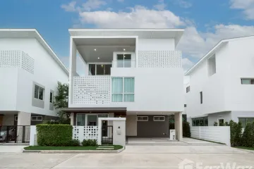 4 Bedroom House for rent in Saphan Sung, Bangkok