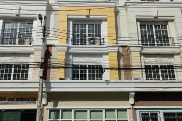 4 Bedroom Office for rent in Bang Na, Bangkok