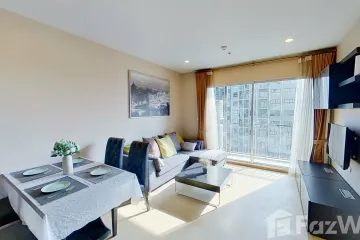 2 Bedroom Condo for rent in Khlong Ton Sai, Bangkok near BTS Wongwian Yai