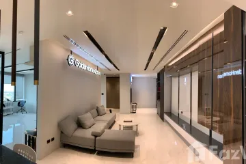 Office for rent in Bang Na, Bangkok near MRT Si Iam