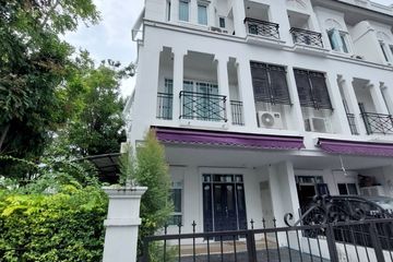 3 Bedroom Townhouse for rent in Bang Chak, Bangkok