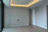 2 Bedroom Condo for rent in One89 Wireless, Lumpini, Bangkok near MRT Lumpini
