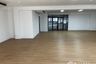 Office for rent in H & R Tower, Hua Mak, Bangkok near MRT Hua Mak