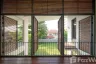 6 Bedroom House for rent in Chan Kasem, Bangkok near MRT Chankasem
