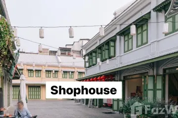 3 Bedroom Commercial for rent in Bowon Niwet, Bangkok near MRT Democracy Monument