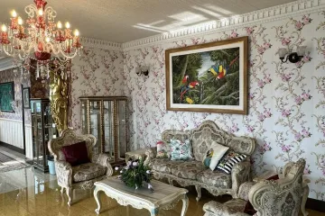 6 Bedroom Condo for rent in Suan Luang, Bangkok