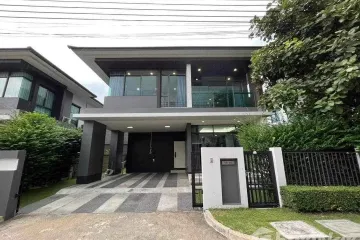3 Bedroom House for rent in Hua Mak, Bangkok