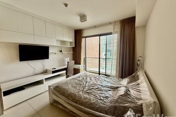 Condo for rent in The Lofts Ekkamai, Phra Khanong, Bangkok near BTS Ekkamai