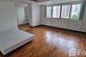 4 Bedroom Condo for rent in Jaspal Residence 2, Khlong Toei Nuea, Bangkok near MRT Sukhumvit