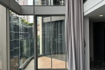 3 Bedroom Condo for rent in Khlong Tan Nuea, Bangkok near BTS Phrom Phong
