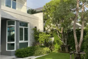 4 Bedroom House for rent in Dokmai, Bangkok