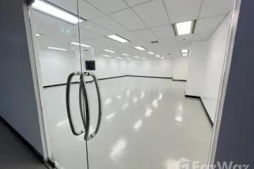 Office for rent in Khlong Toei Nuea, Bangkok near MRT Sukhumvit